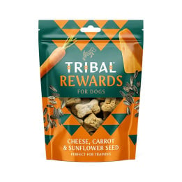 Skanėstai šunims su sūriu, morkomis ir saulėgrąžomis „Cheese, Carrot & Sunflower Seeds“ TRIBAL, 125g