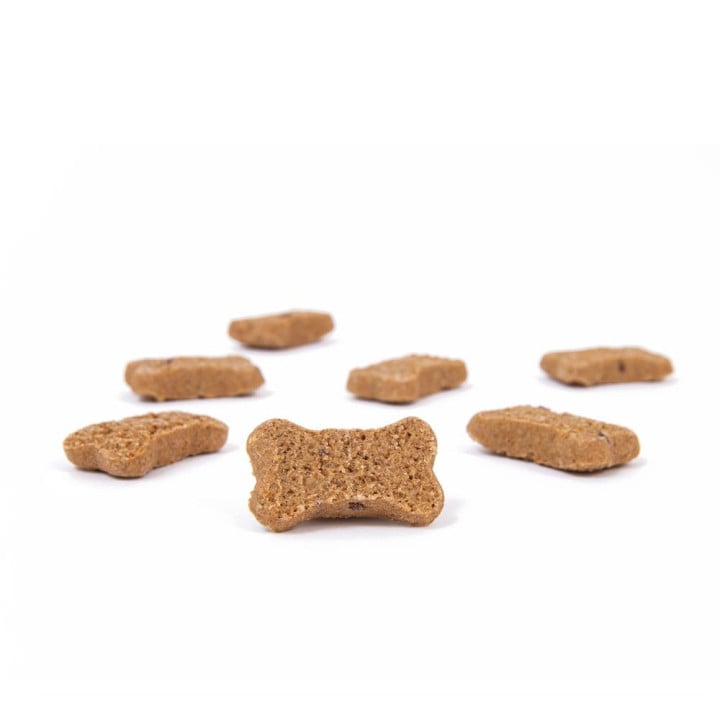 Skanėstai šunims su kepenėlėmis ir levandomis „Liver & Lavender“ TRIBAL, 125g